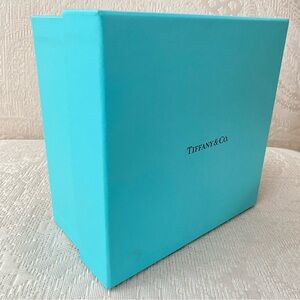 Tiffany Signature Gift Box
